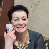 Нина Веселова