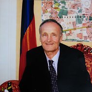 Леонид Пугач