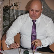 Валерий Гусельников