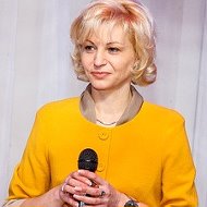 Юлия Захарович