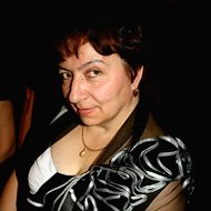 Лариса Пугина