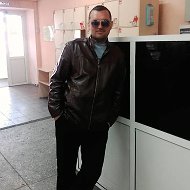 Евгений Скулов