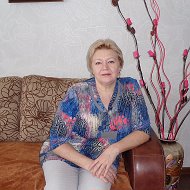 Вера Сухарникова