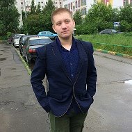 Роман Лушников