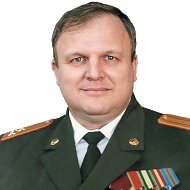 Виктор Романенко