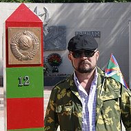 Юрий Иванов