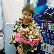 Елена Суханова