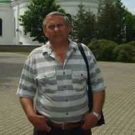 Юрий Есаненко