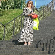 Зульфия Сараханова