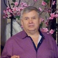 Игорь Баженов
