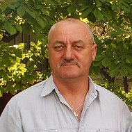 Юрий Василенко