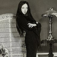 Morticia Addams✔️