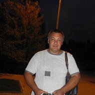 Олег Голосенко