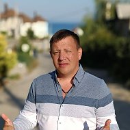 Олег Валов