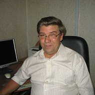 Анатолий Плотников