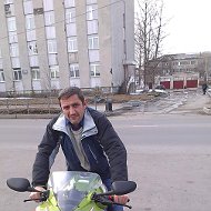 Тигран Акопян
