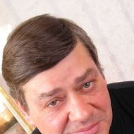 Андрей Наумов