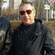 Юрий Македонов