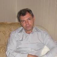 Александр Гусс