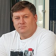 Олег Пихтовников