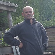 Олег Панин