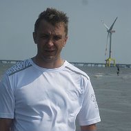 Дмитрий Астапенко