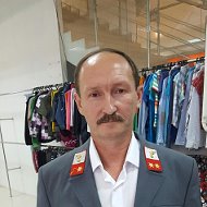 Олег Исаев