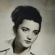 Елена Асатрян