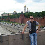 Юрий Алексеенков