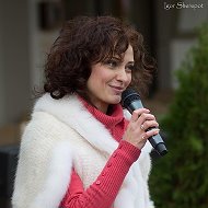 Олена Ісак-коновалова