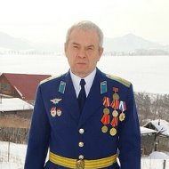 Михаил Лукьянов