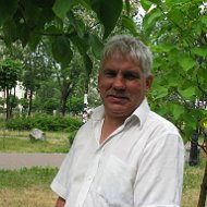 Анатолий Велигоцкий