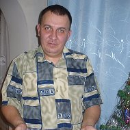 Денис Сахаров