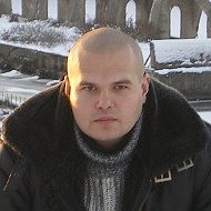 Денис Манцуров