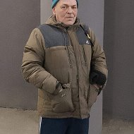 Олег Салманов