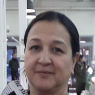 Лола Каххорова