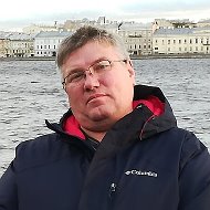 Алексей Тихонов