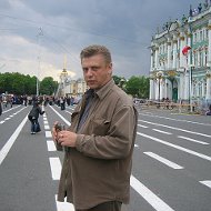 Олег Шмелёв