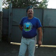 Владимир Пузанов