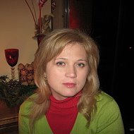 Наташа Наумова