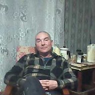 Юрий Азизов