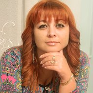 Наташа Гозюмова