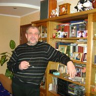 Юрий Павлович