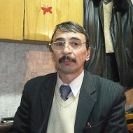 Александр Акишев