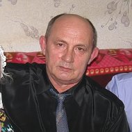 Владимир Баженов