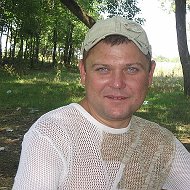 Дмитрий Савенко