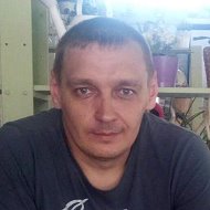 Александр Карнаухов