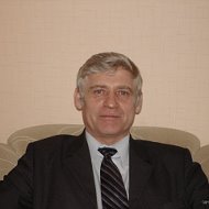 Юрий Несов