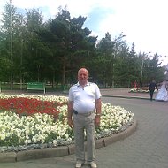 Анатолий Кузовов