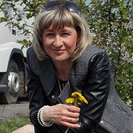 Елена Холопова